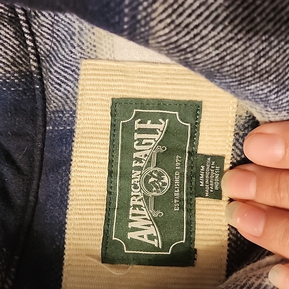 AE Shacket - Picture 2 of 4